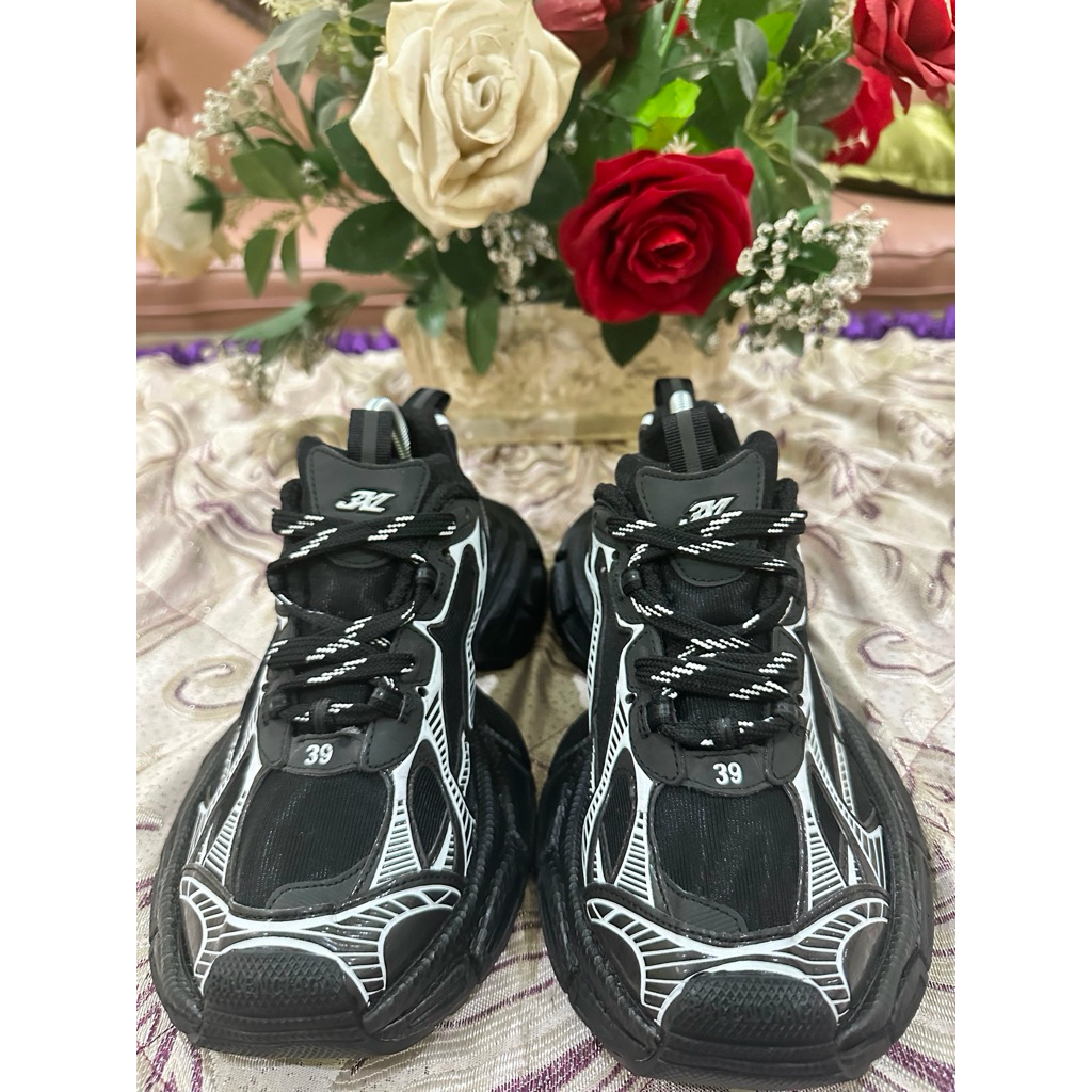 balenciaga 3 xl black