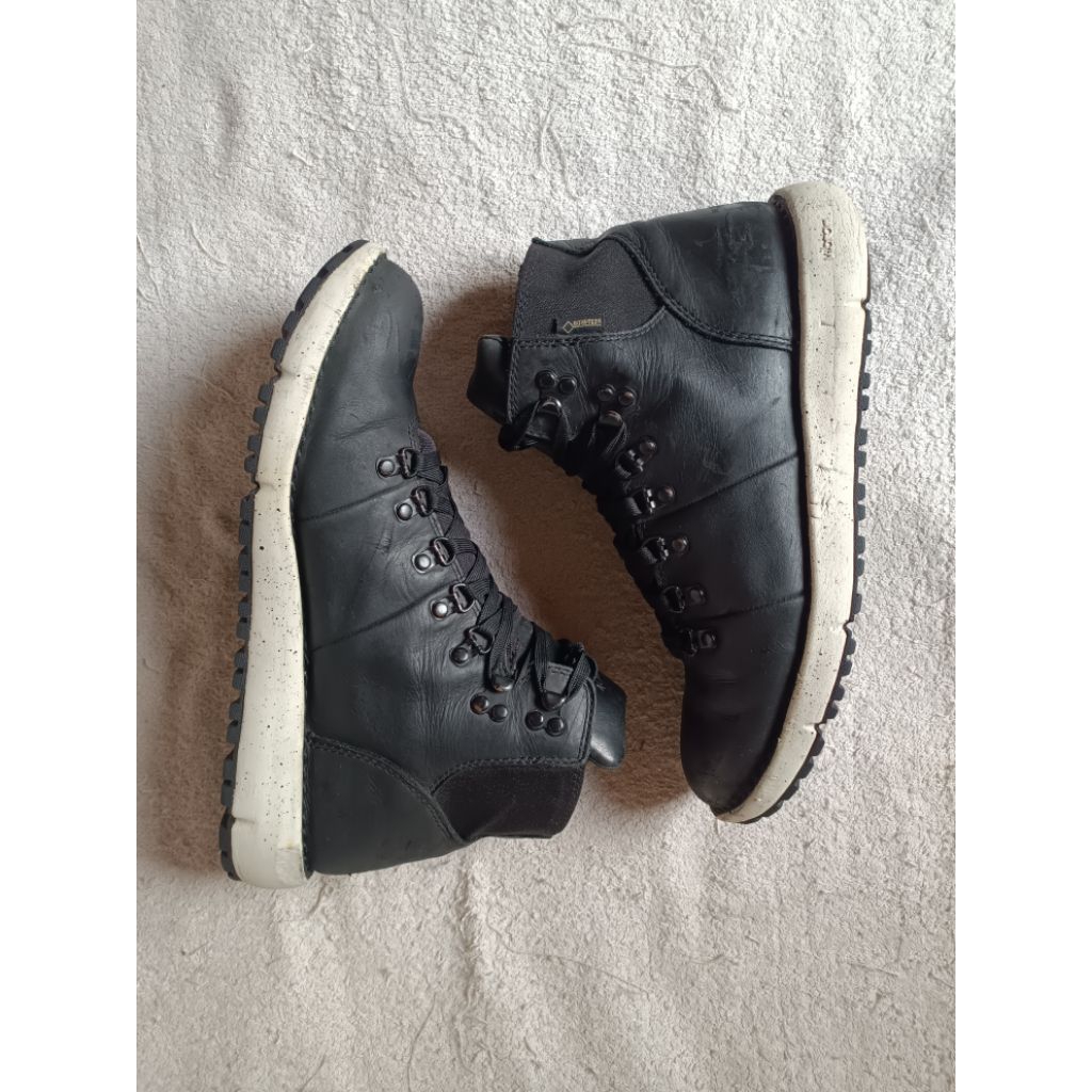 Danner vertigo 917 vibram Goretex