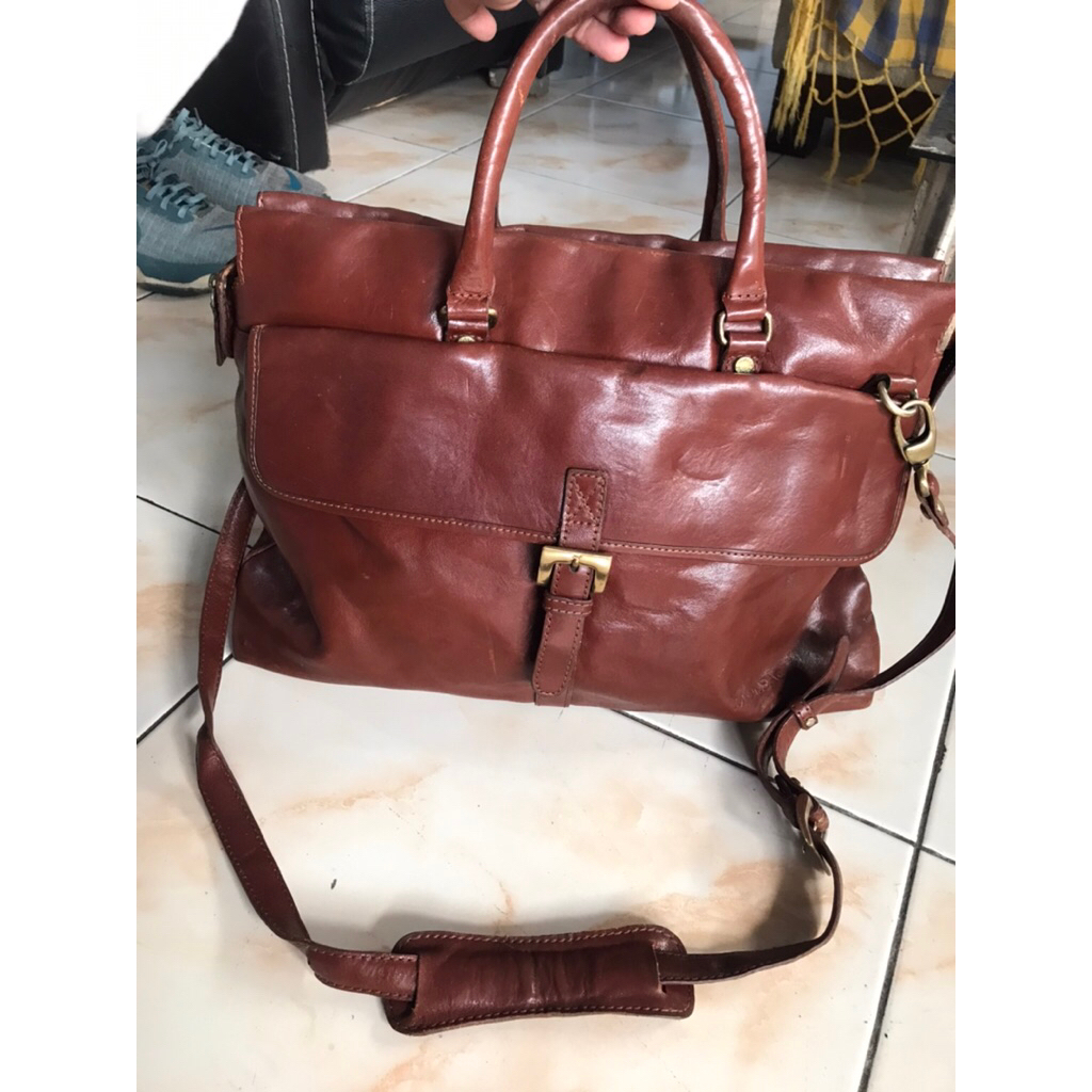 tas kulit monsac