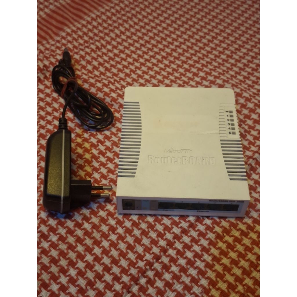 Mikrotik RB751U-2HnD