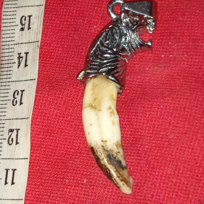 liontin antikMa. chhan. Kalimantan