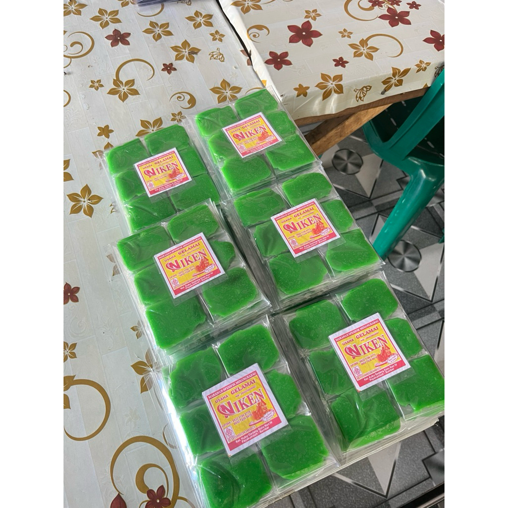 Gelamai Pandan Wangi dan Gurih khas kota payakumbuh