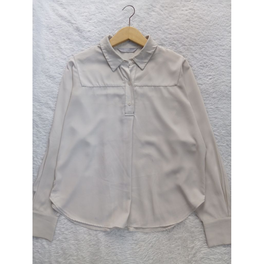 Kemeja 8 Eight Seconds Ivory