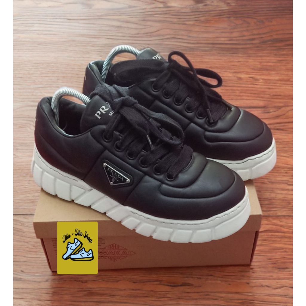 Sepatu Sneaker Prada Nappa Chunky size 41 original itali