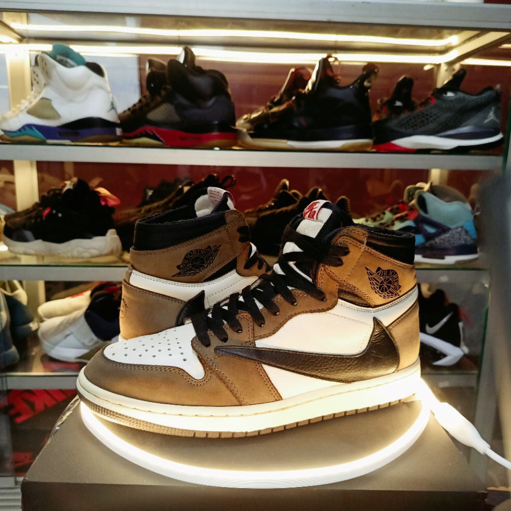 AJ1 High x Travis Scott 'Dark Mocha' 43/275mm