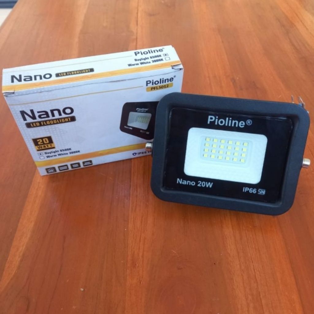 lampu sorot pioline 20 Watt nano warna putih