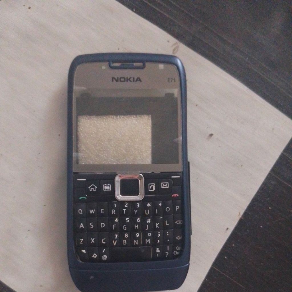 nokia E71