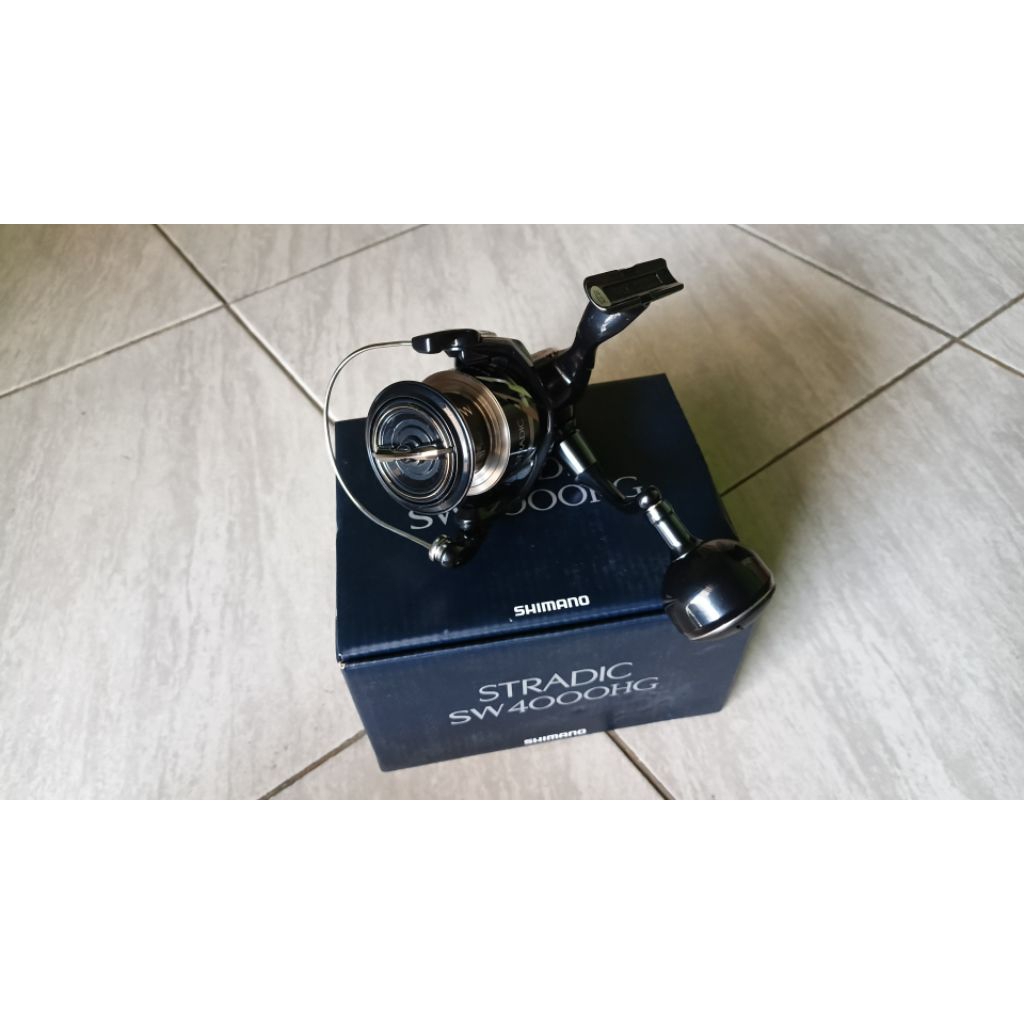 SHIMANO STRADIC 2024 SW 4000 HG NEW