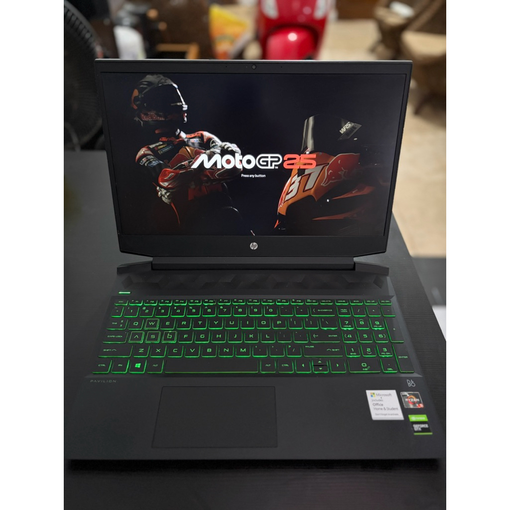 Laptop HP Pavilion Gaming 15 (AMD Ryzen 5 - 3550H)