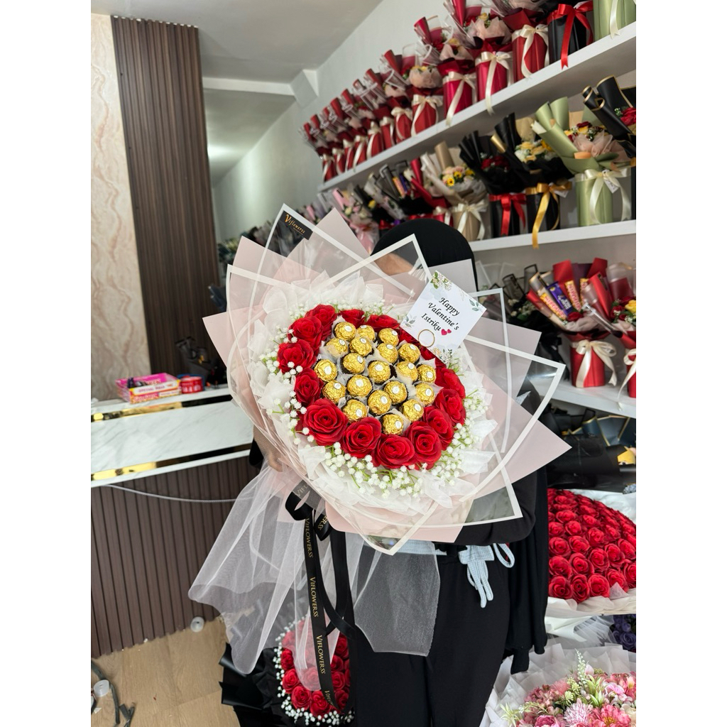 special ferrero rose’s / bucket coklat ferrero jakarta selatan/ bucket depok / bunga coklat lenteng 