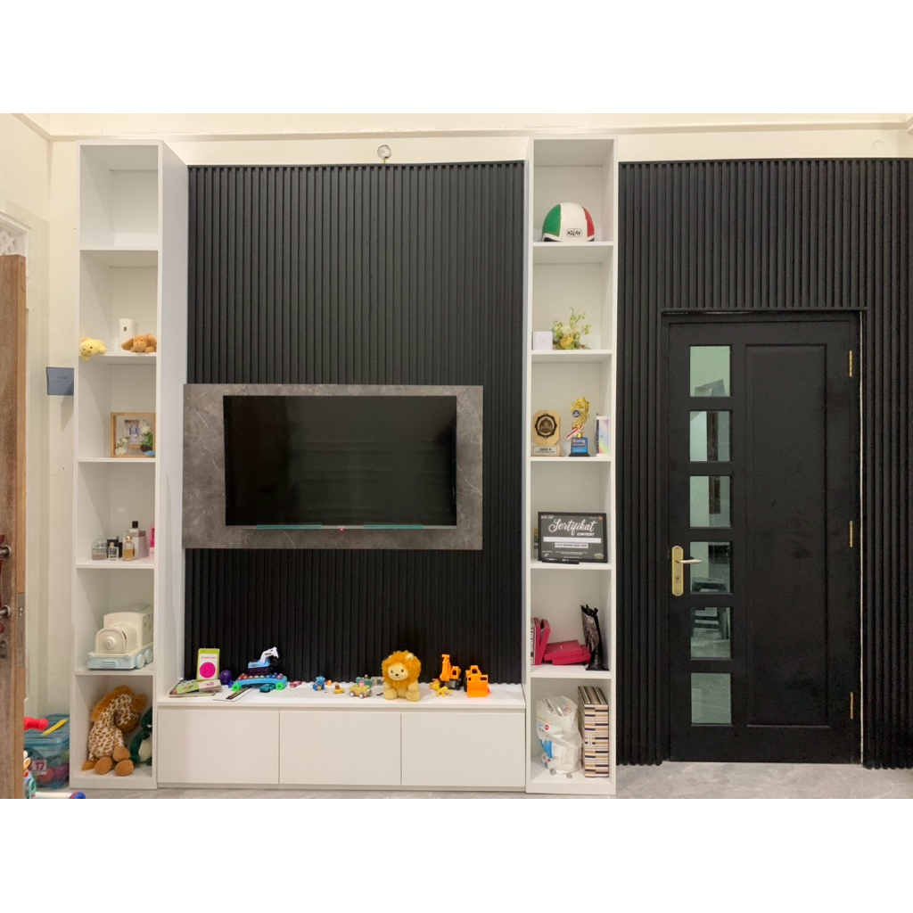 backdrop tv / tv cabinet / rak tv