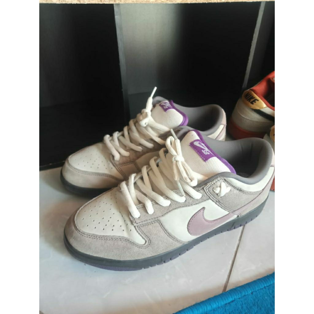 SB Dunk Low Pro Purple Pigeon sz 43