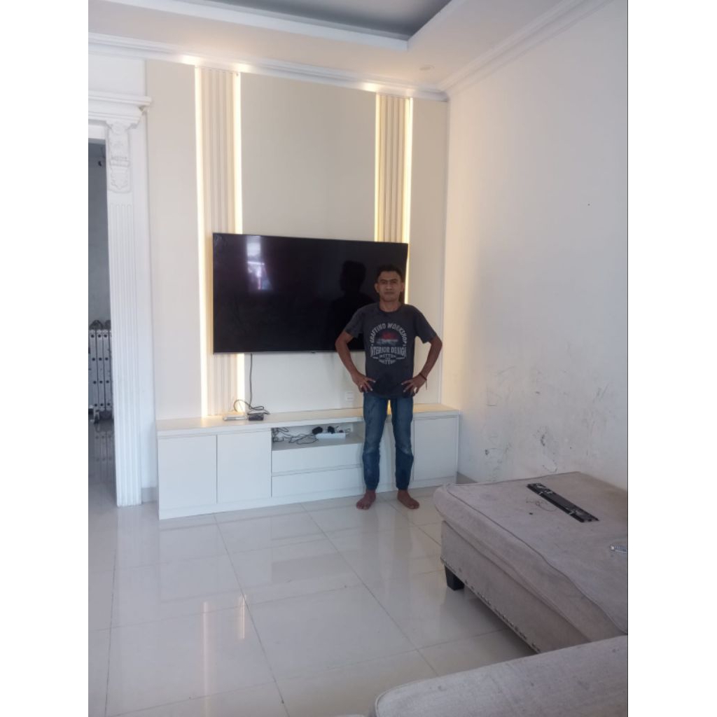 BACKDROP TV | BACKDROP TV MURAH | BUFFET TV HPL | RAK TV HPL | PARTISI PAJANGAN | MEJA TV HPL | FURN