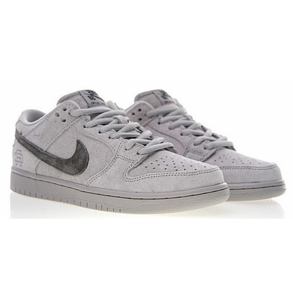 Sepatu SB Reigning Champ Grey