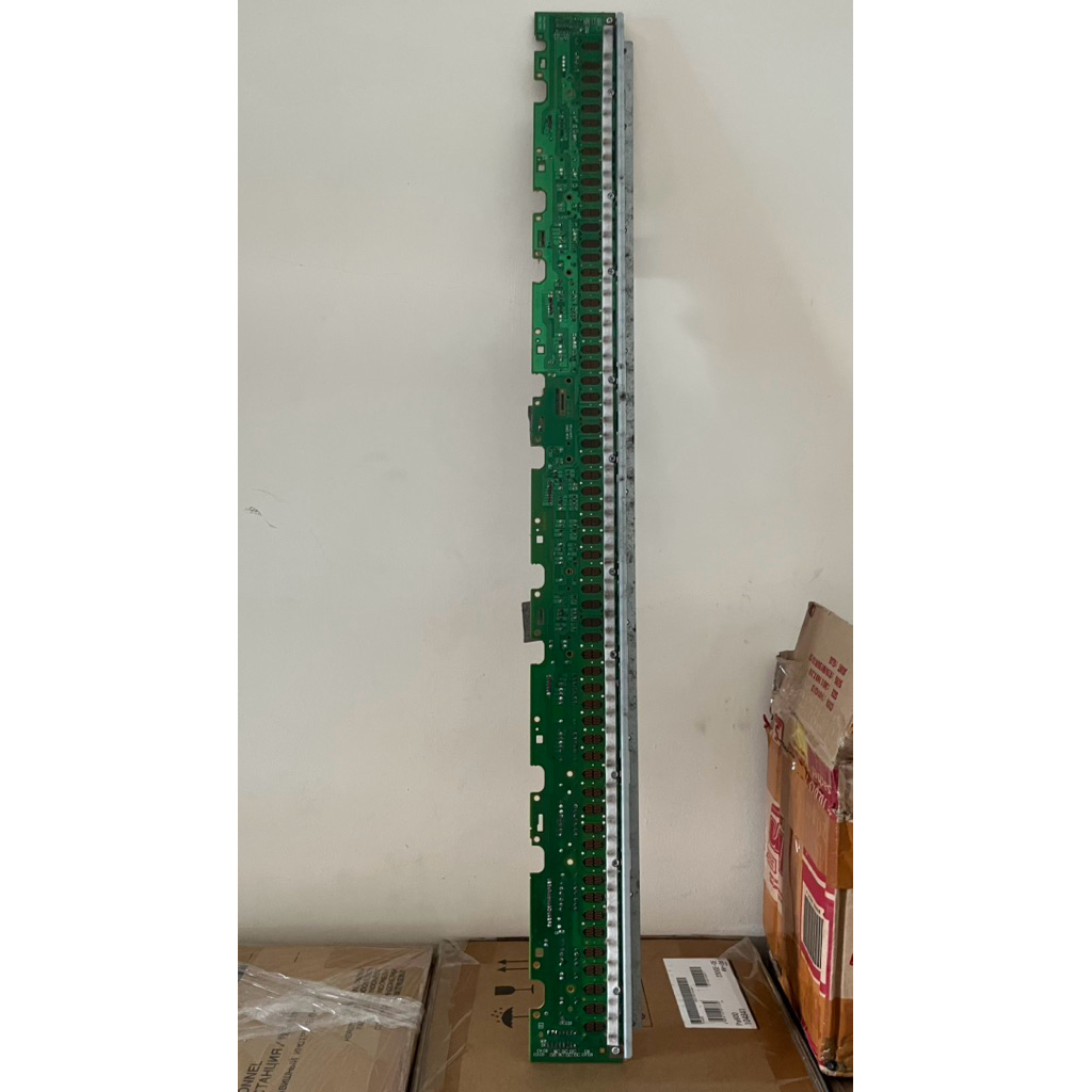Papan tut Korg Micro Arranger bekas