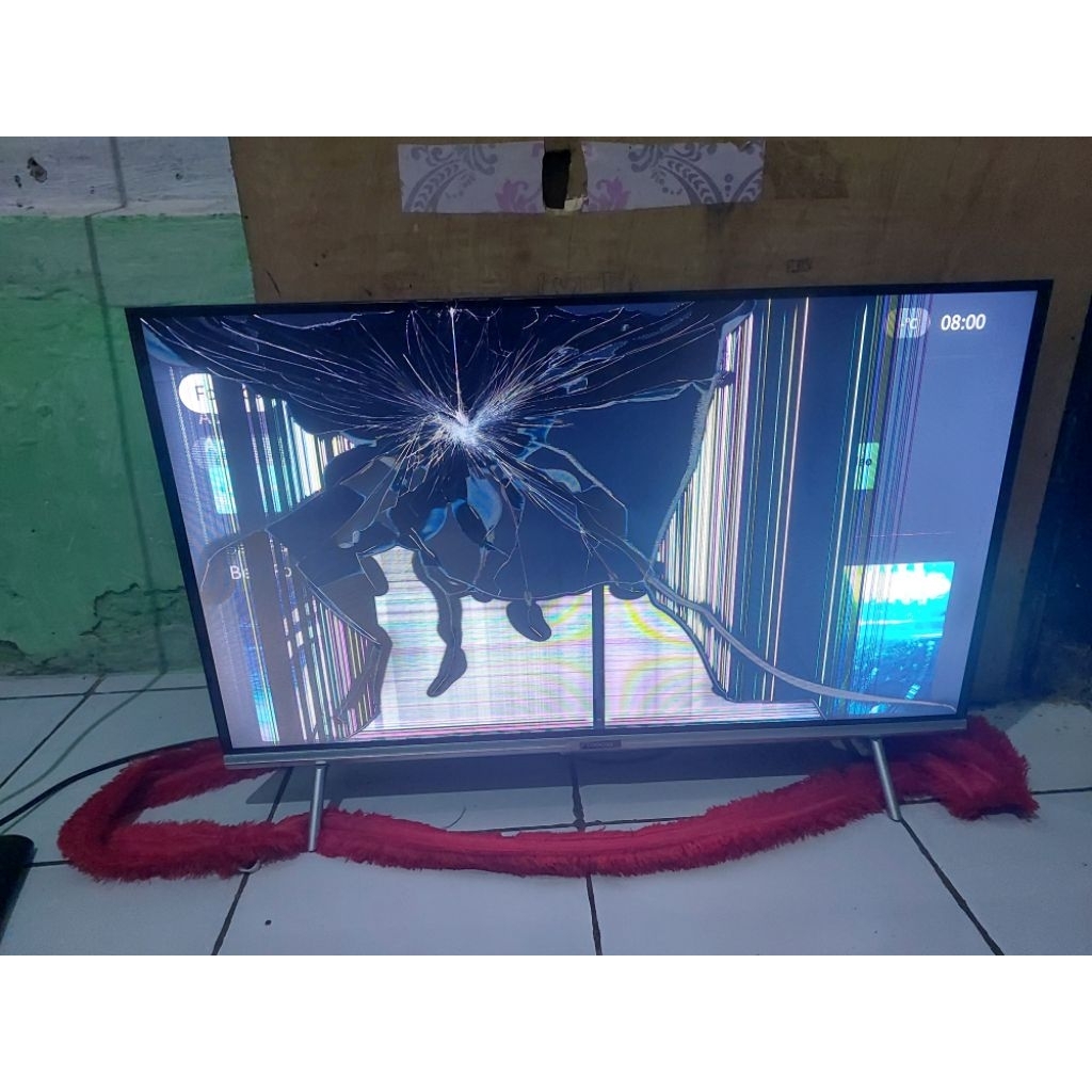 TV Coocaa 32S3U minus LCD retak dan Sistem Normal