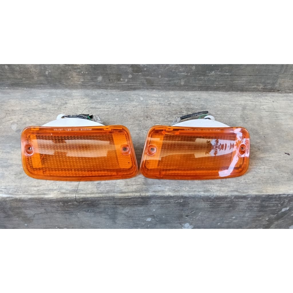 Lampu Sein Bemper Mitsubishi Eterna SOHC