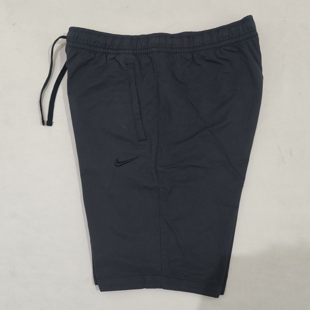 Celana Pendek Nike