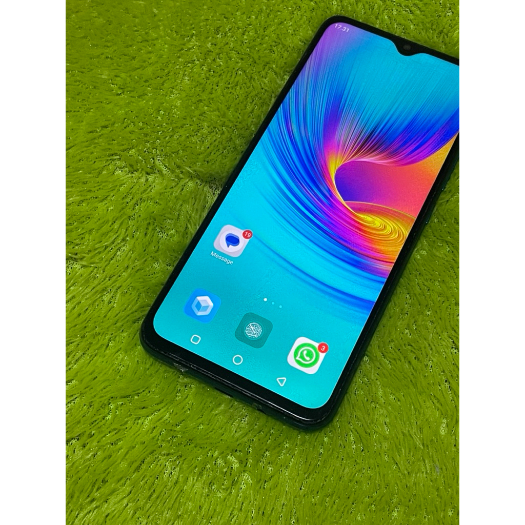 Infinix hot 9 play ram 3/64 handphone second berkualitas kondisi normal