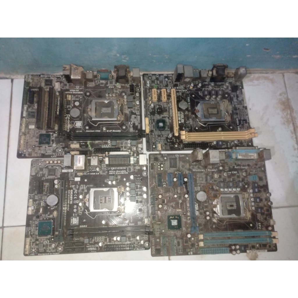 MOTHERBOAR CPU RUSAK BAHAN LEBURAN 4 PCS