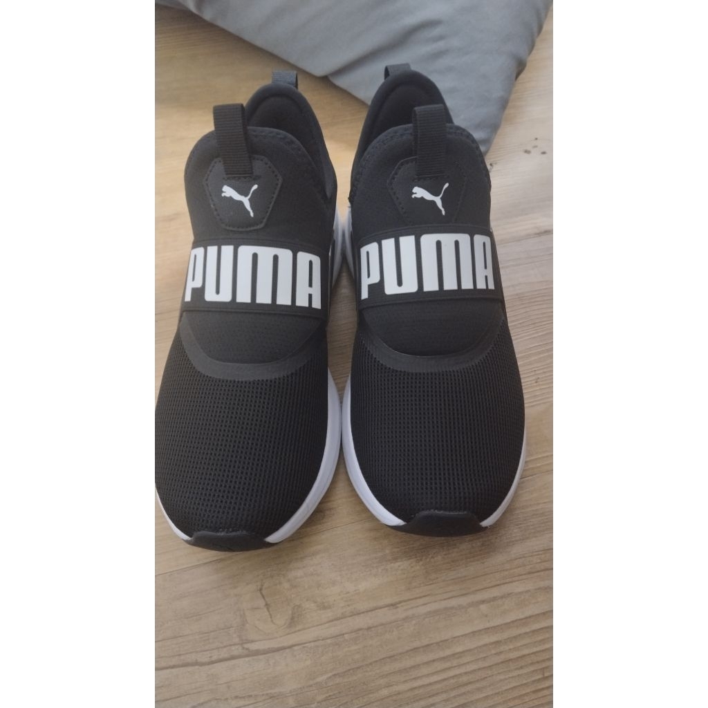 Sepatu PUMA Softride Enzo Evo Slip On ORIGINAL Ukuran 42 Second