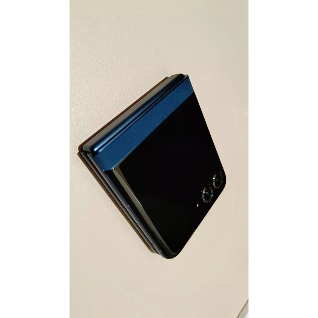 HP Lipat/ Flip Motorola RAZR 60