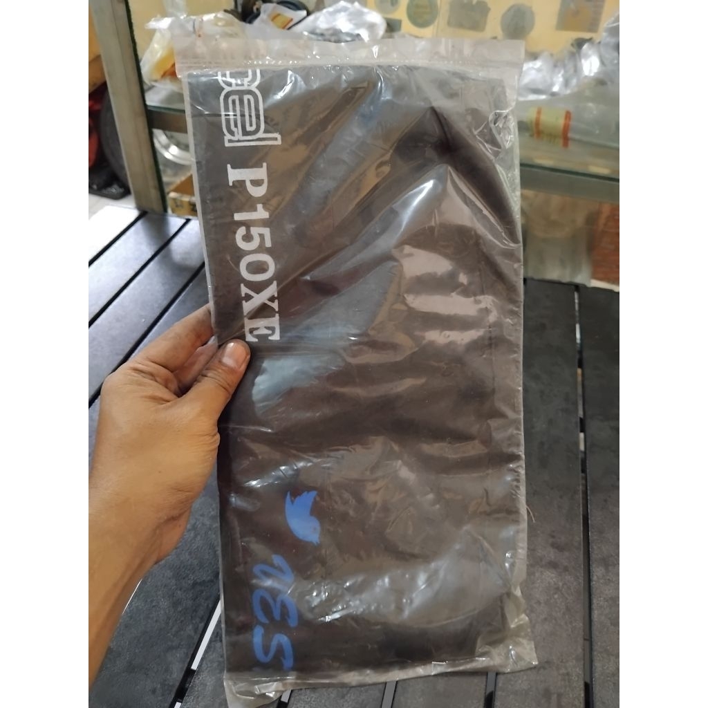 Excel Cover Tepong Samping Vespa P150XE Hitam untuk Vespa P150XE