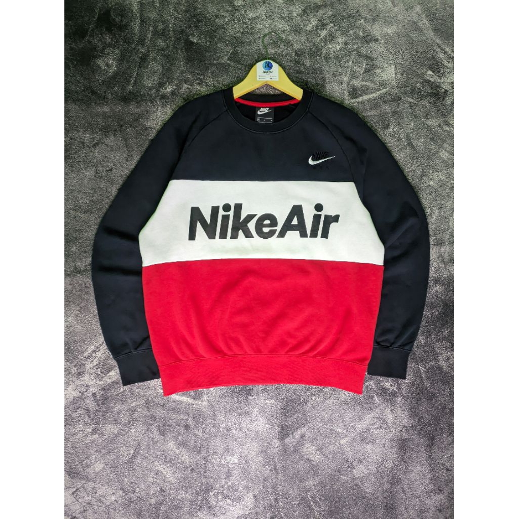 Crewneck Sweatshirt Nike Air Colorblock Patchwork Big Logo Hitam Putih Merah Size M Fit L Second Ful
