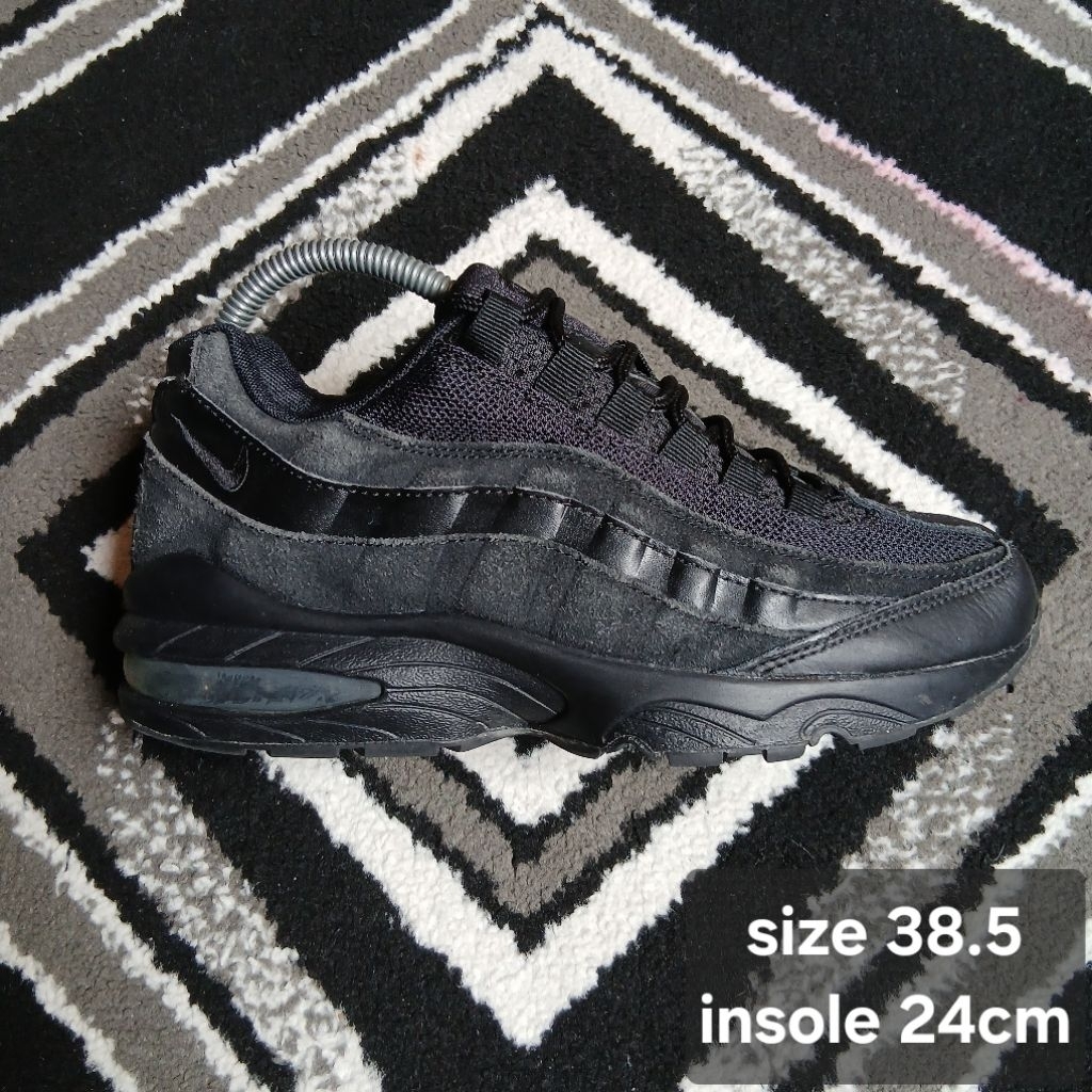 sepatu second N.airmax 95se athletic