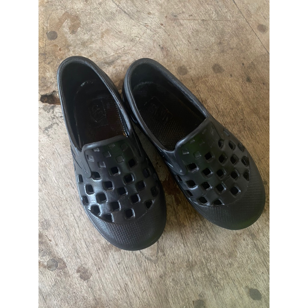 Preloved Vans Slip On TRK - anak
