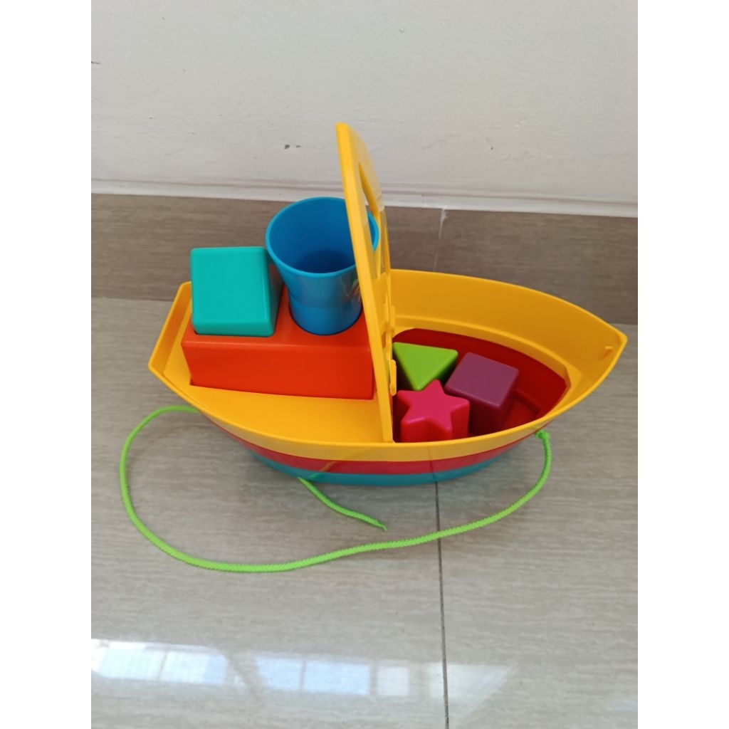 PRELOVED MAINAN STACK EDUKATIF BOAT DAN CAR (ADA SUARA MENCIT / SQUEK) LIKE NEW