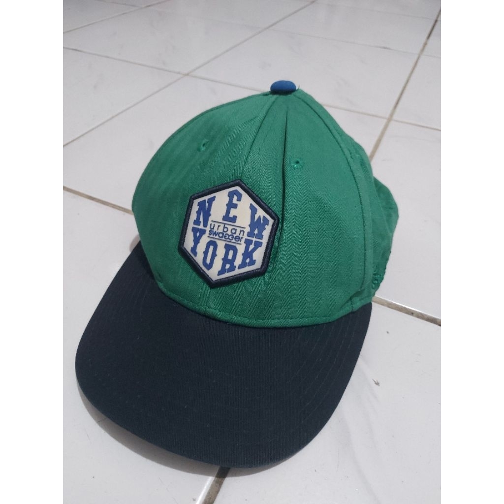 Topi urban swagger