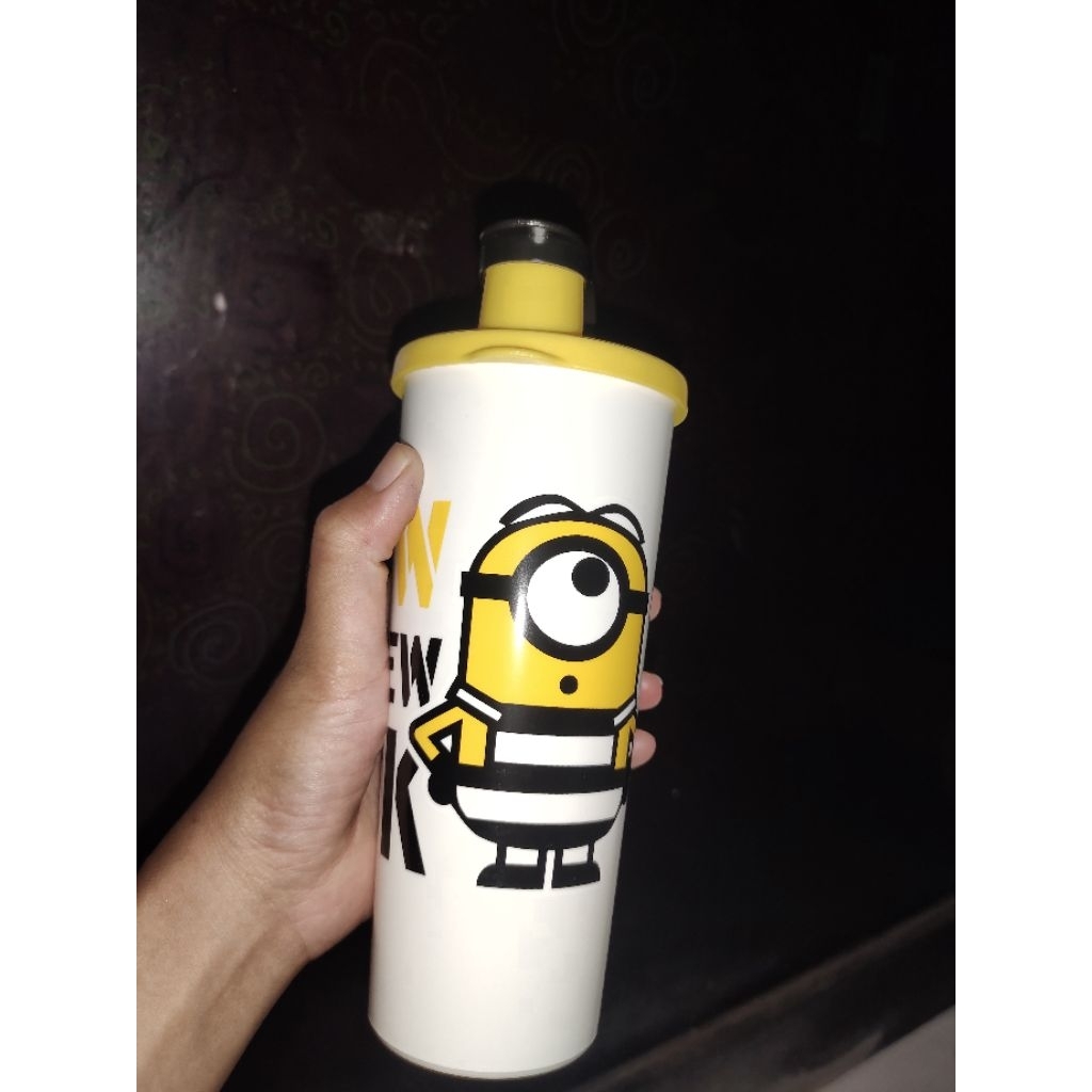 Tumbler minion
