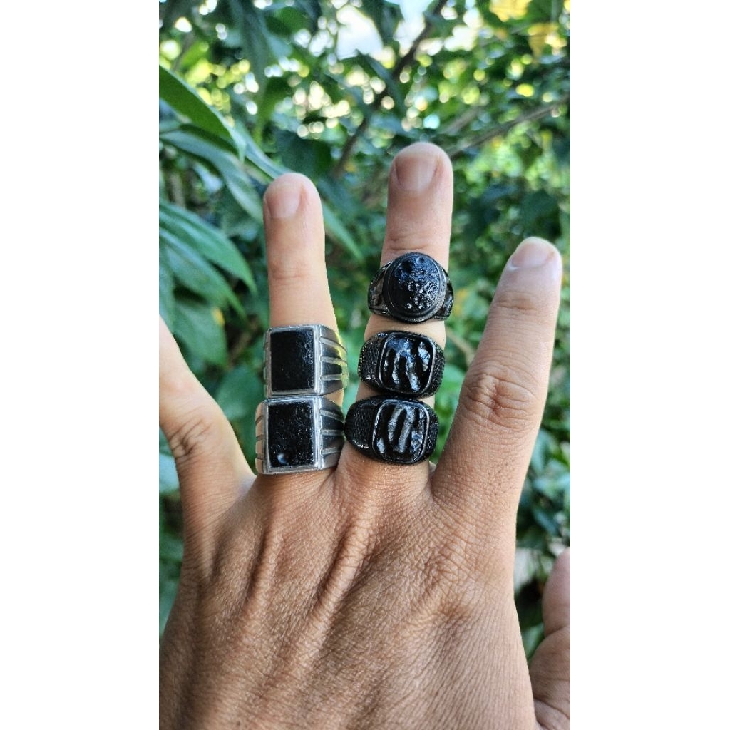 Cincin Batu Satam