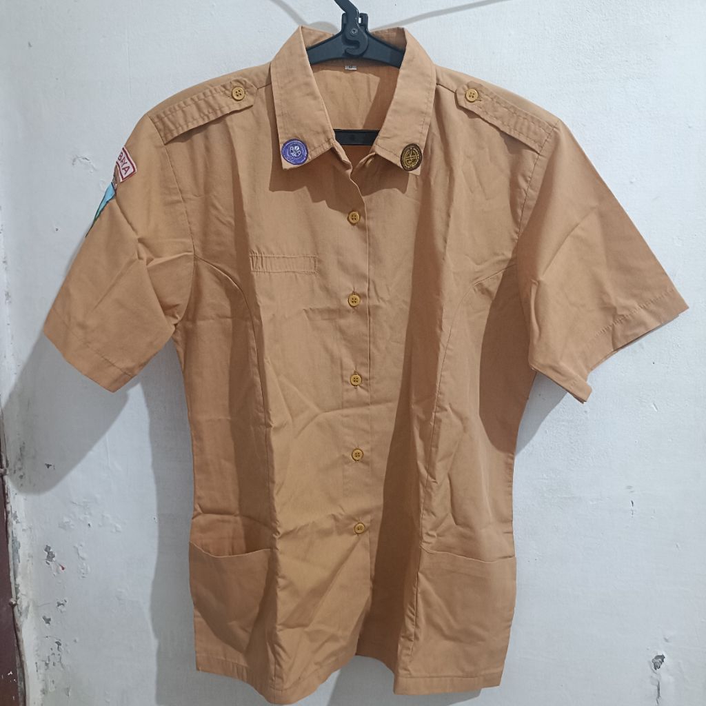 Preloved Baju Pramuka SMA Wanita & Rok Pramuka & Hasduk