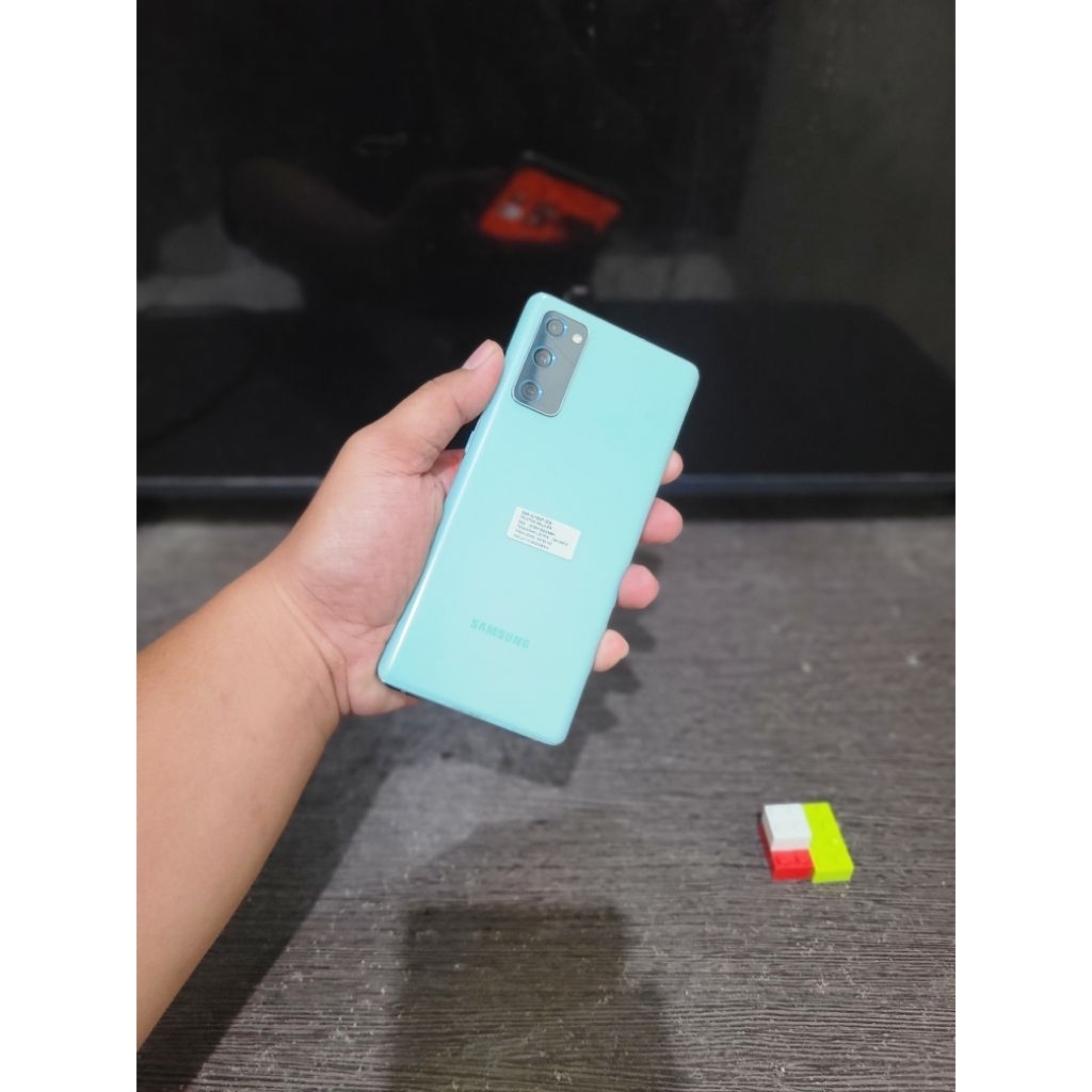 Samsung S20 FE 8/256 Gb (kelengkapan batangan)
