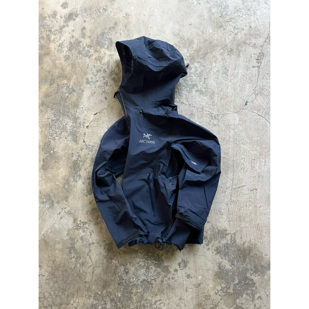 Arc Beta LT Goretex Jacket Navy
