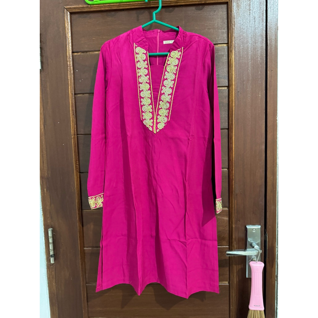 PRELOVED Baju | Midi Dress | Baju Muslim Magenta