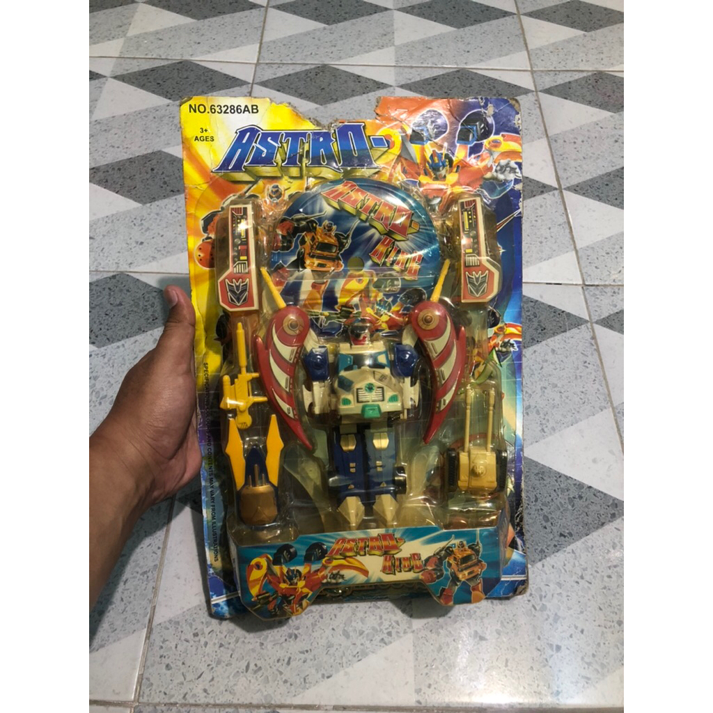 Mainan jadul robot transformers