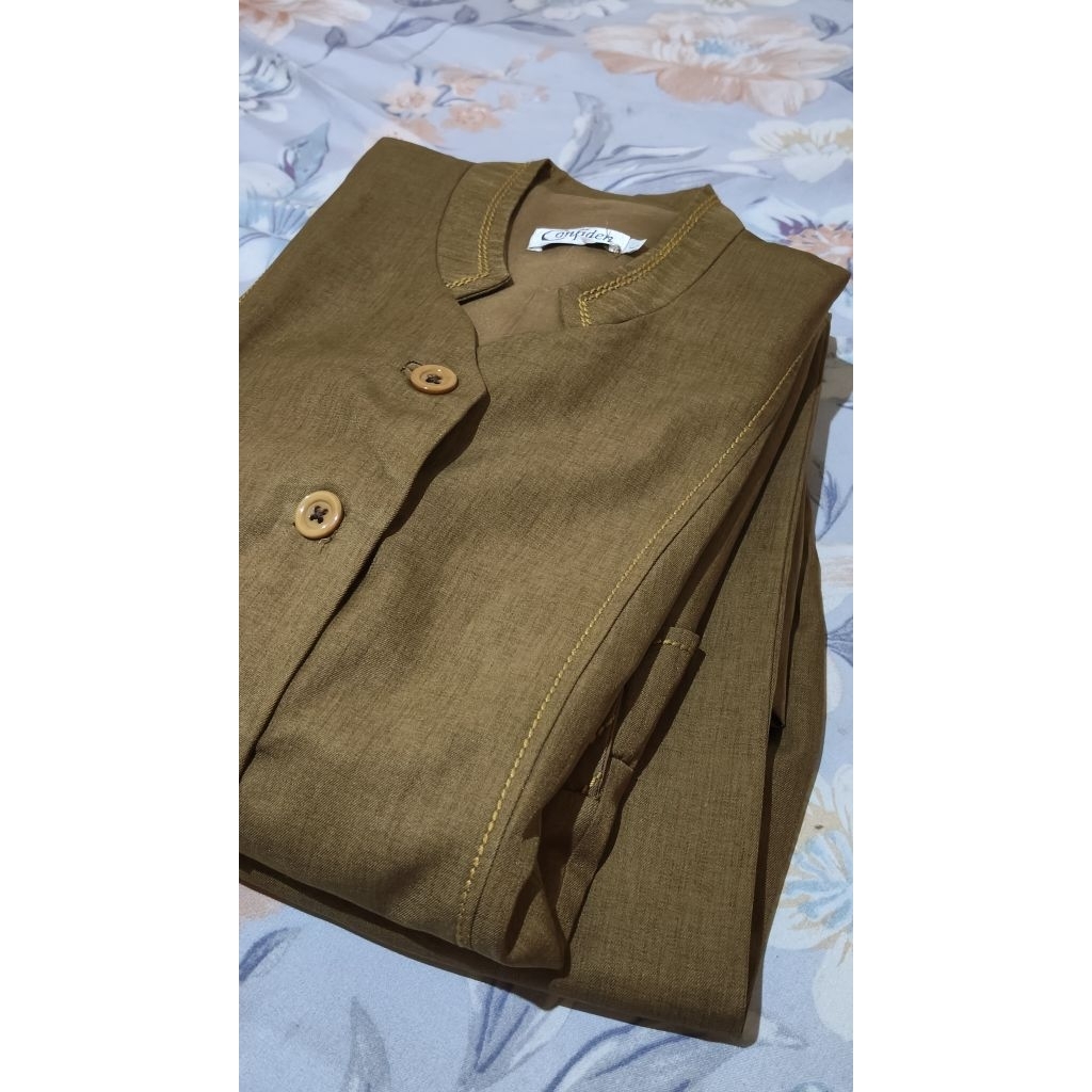 preloved baju keki pemda tua pekat