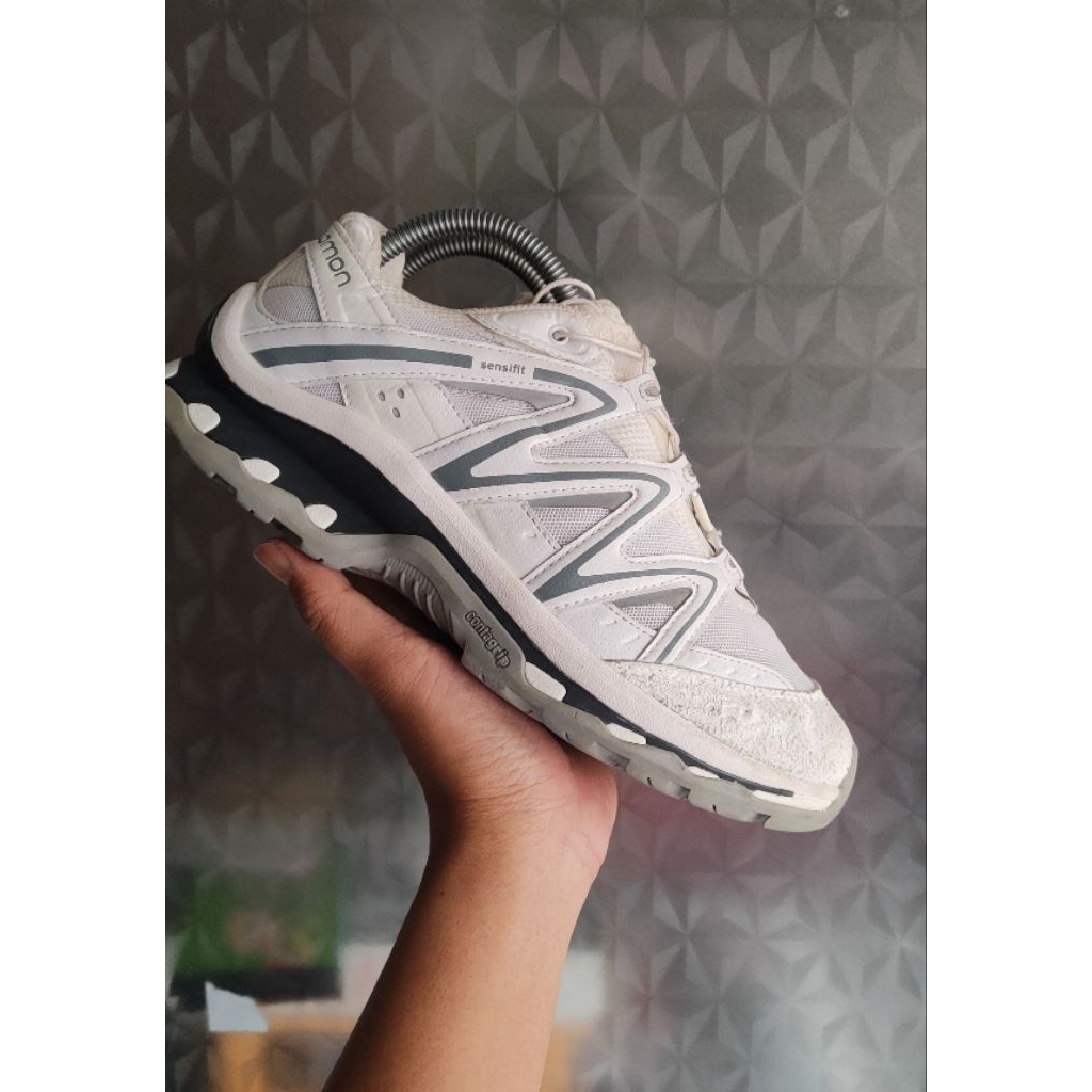sepatu outdoor gunung hiking trailrun Salomon SZ 40 second bekas preloved