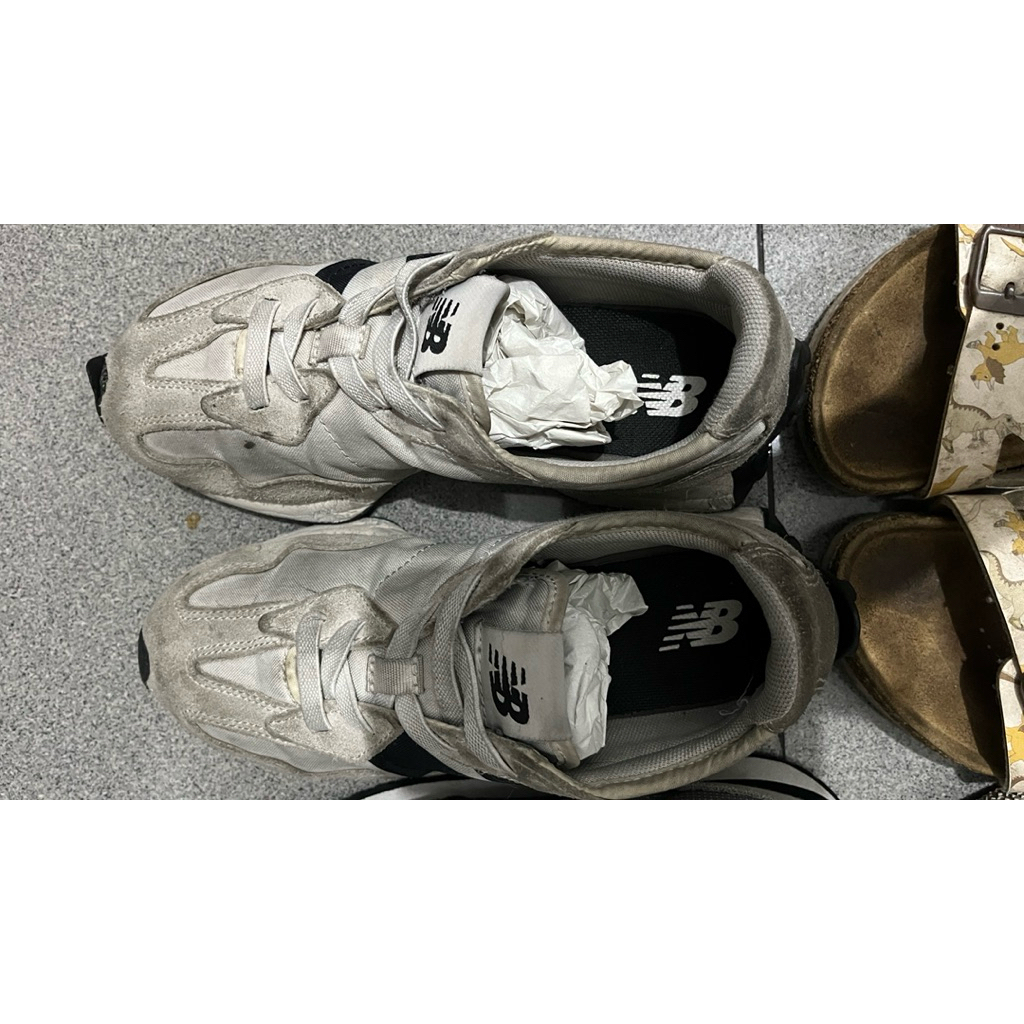 sepatu anak NB 327 bekas preloved