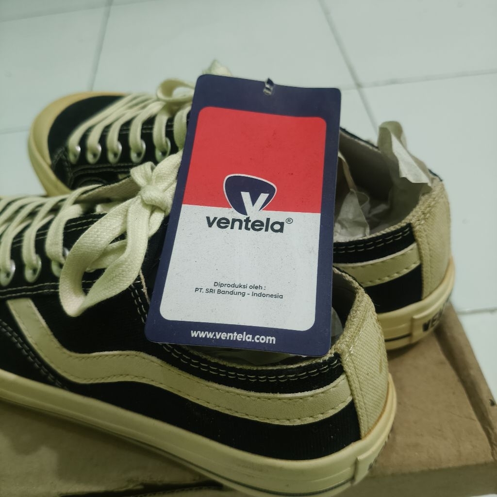 Ventela LOW (public) BLACK/NATURAL second original 100%