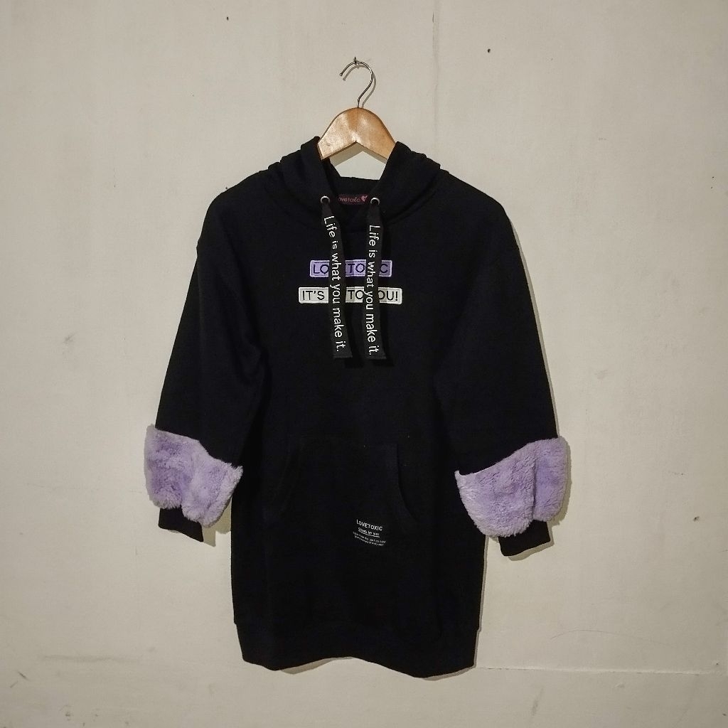 love toxic Hoodie used for women