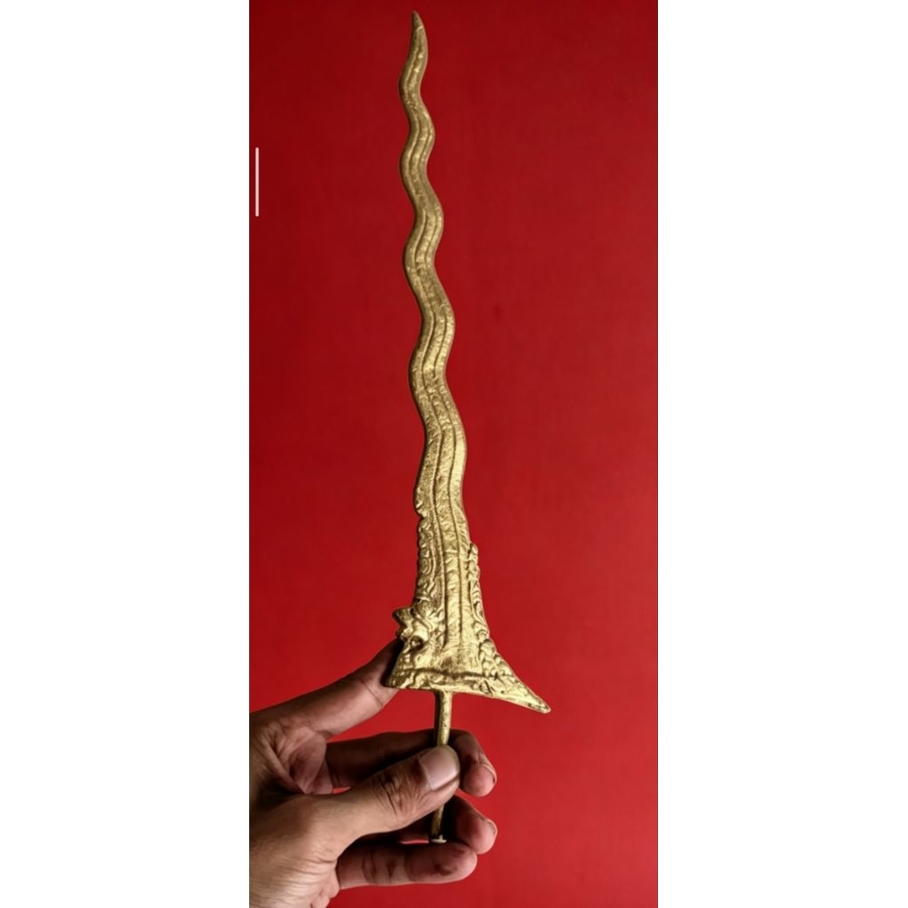 Keris Naga Kuningan