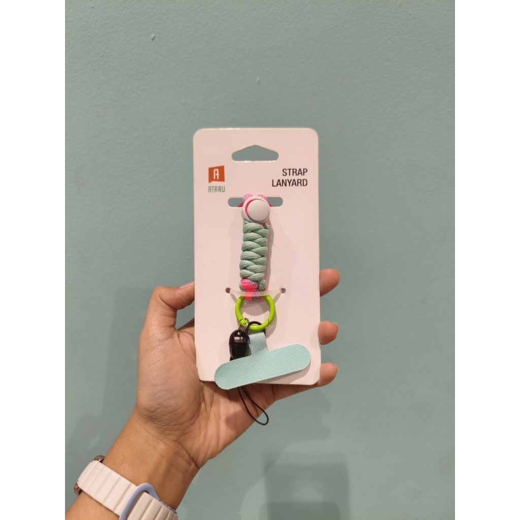 strap phone ataru