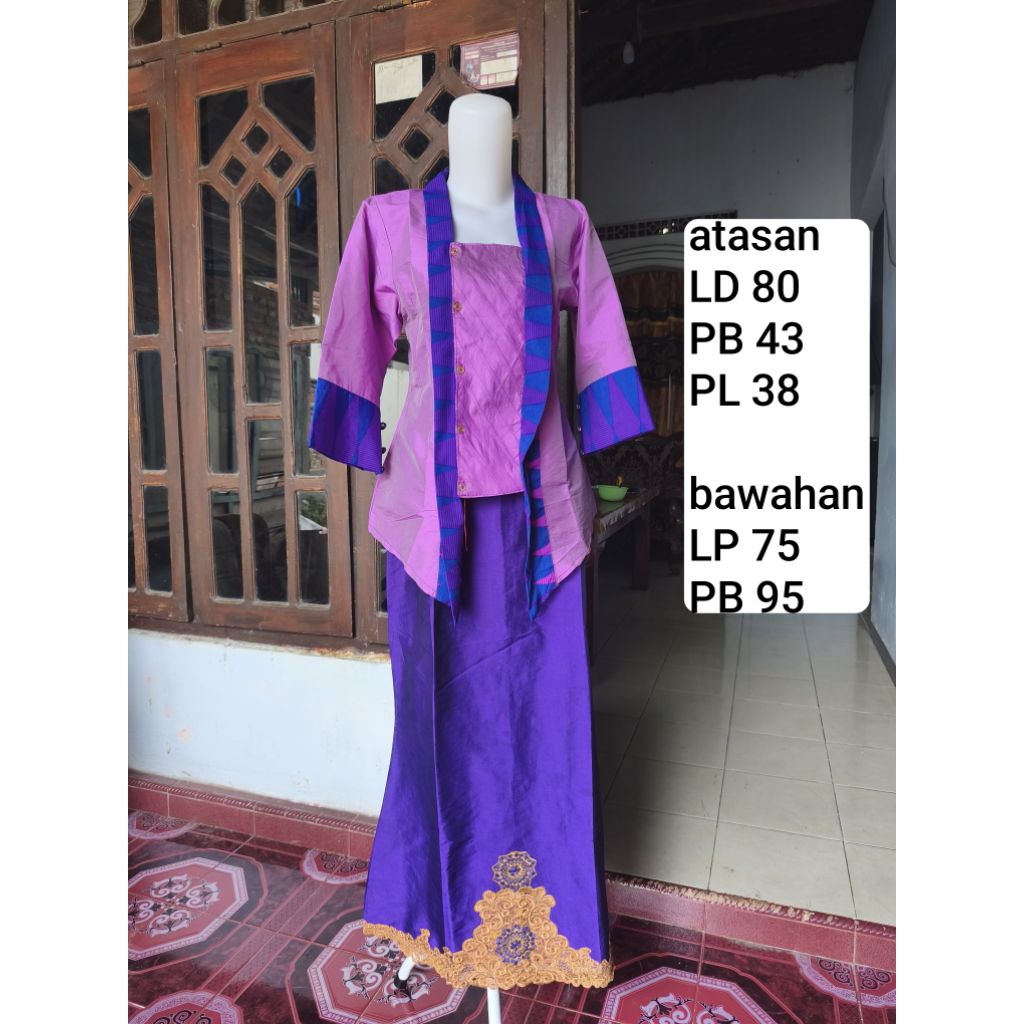 ATASAN MODEL KEBAYA SET ROK UNGU LILAC