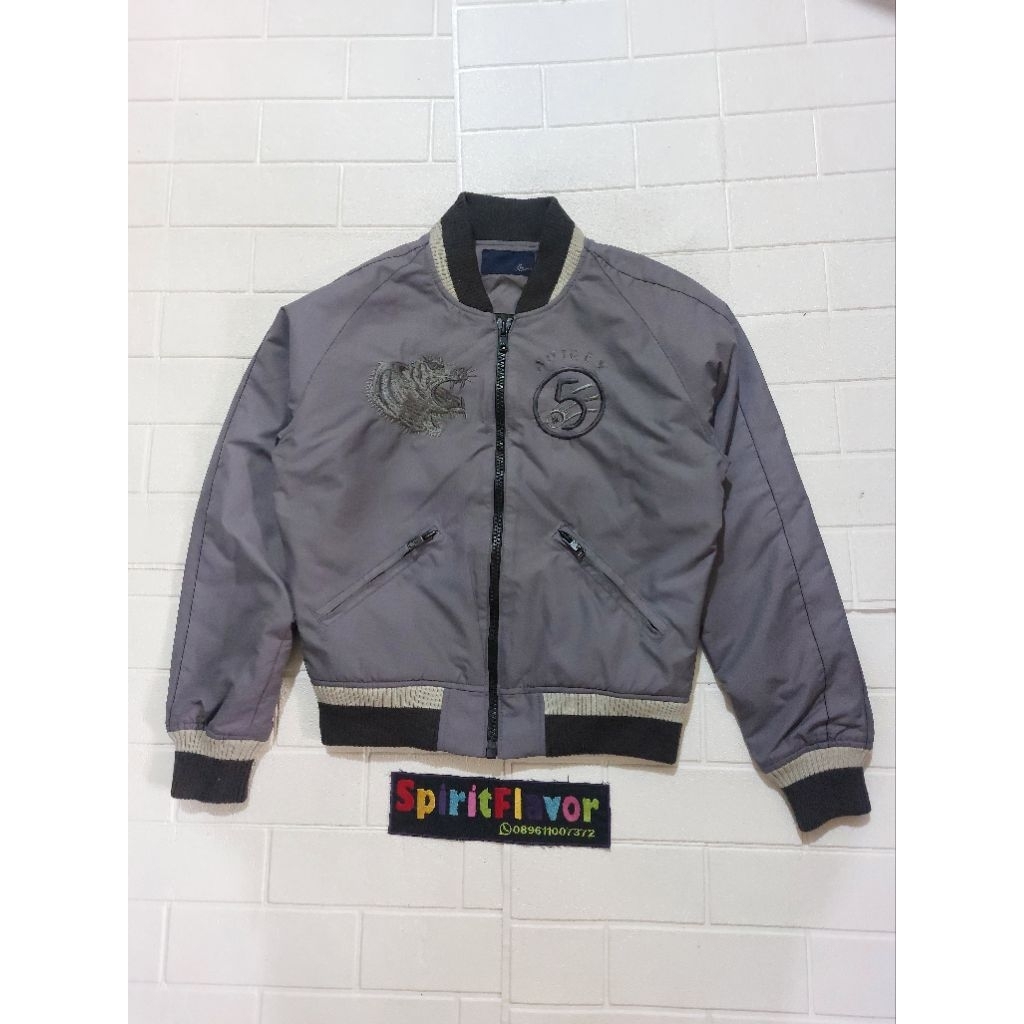 jaket sukajan Avirex