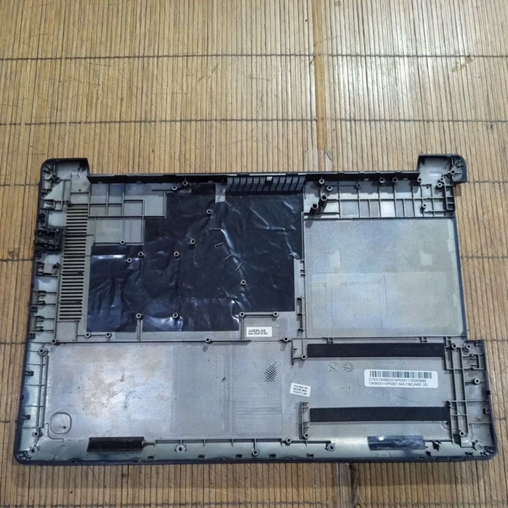 Casing Bawah Bottom Case Asus A451L