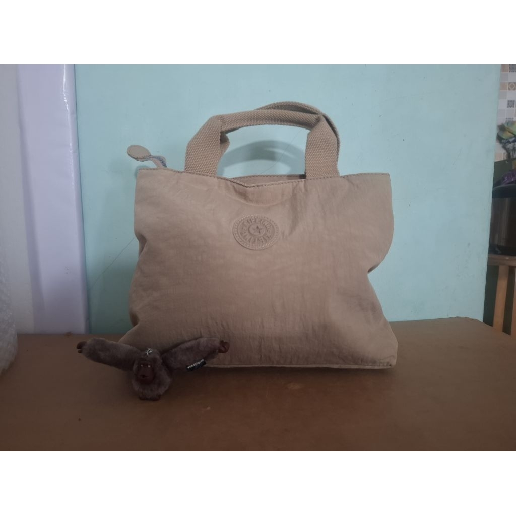 Preloved Shoulderbag Kipling Tas selempang bahu wanita warna cream